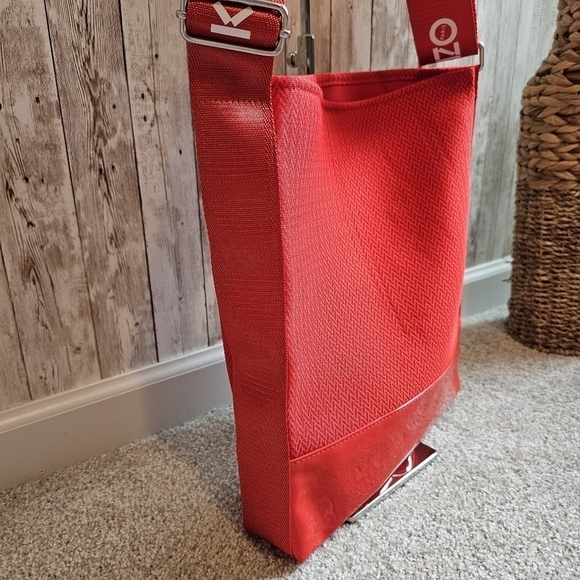 KENZO AUTHENTIC CROSSBODY SHOULDER TOTE BAG RED NYLON VINYL - Picture 5 of 10